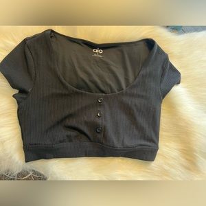 Black cropped Alo top